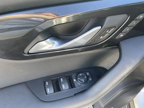 Used 2019 Chevrolet Blazer Premier w/ Sun and Wheels Package image 12