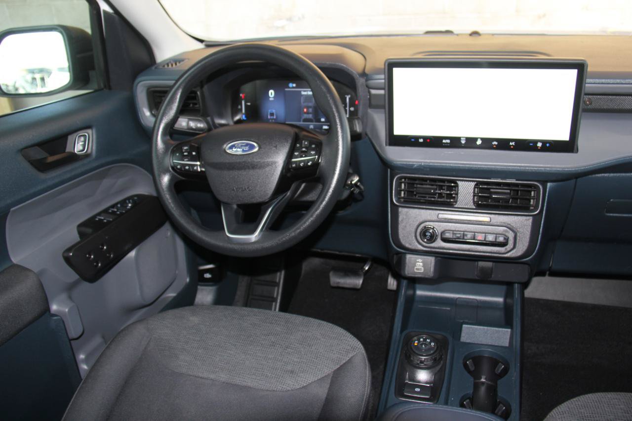 Used 2025 Ford Maverick XL w/ Equipment Group 102A AWD/4WD image 9