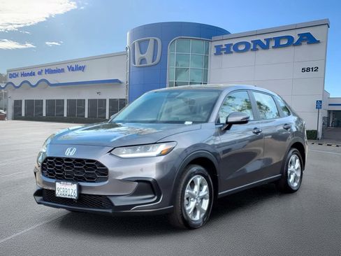 Certified 2023 Honda HR-V LX image 1