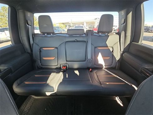 Used 2022 GMC Sierra 2500 AT4 w/ Snow Plow Prep/Camper Package image 23