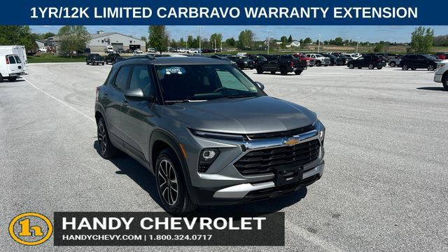 Used 2025 Chevrolet TrailBlazer LT AWD/4WD image 1
