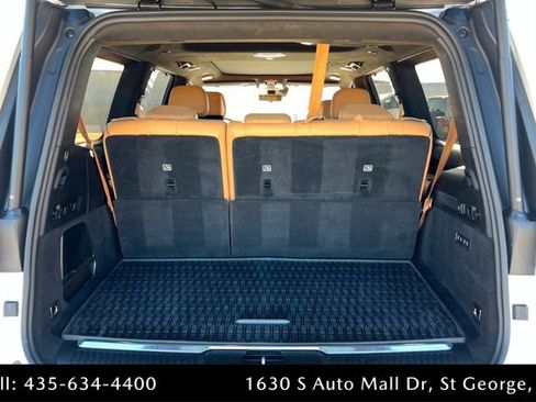 Used 2022 Jeep Grand Wagoneer Series III w/ Rear Seat Video Group 1 image 23