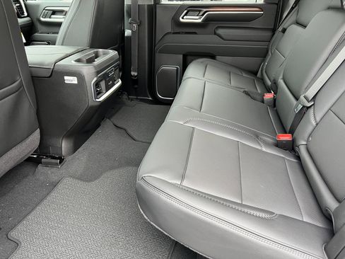 New 2026 GMC Sierra 2500 Denali w/ Denali Reserve Package image 17