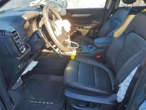 Used 2025 Ford Ranger Lariat w/ FX4 Off-Road Package image 6