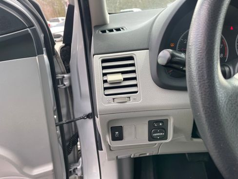 Used 2012 Toyota Corolla LE image 15