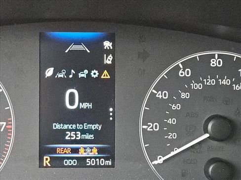 Used 2025 Toyota Corolla LE FWD image 14