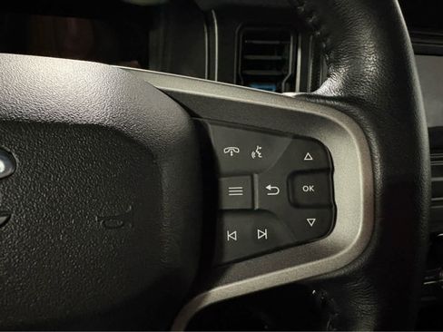 Used 2023 Ford Bronco Black Diamond w/ Sasquatch Package image 19