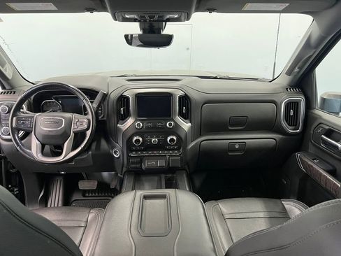 Used 2022 GMC Sierra 2500 Denali w/ Denali Black Diamond Edition AWD/4WD image 14