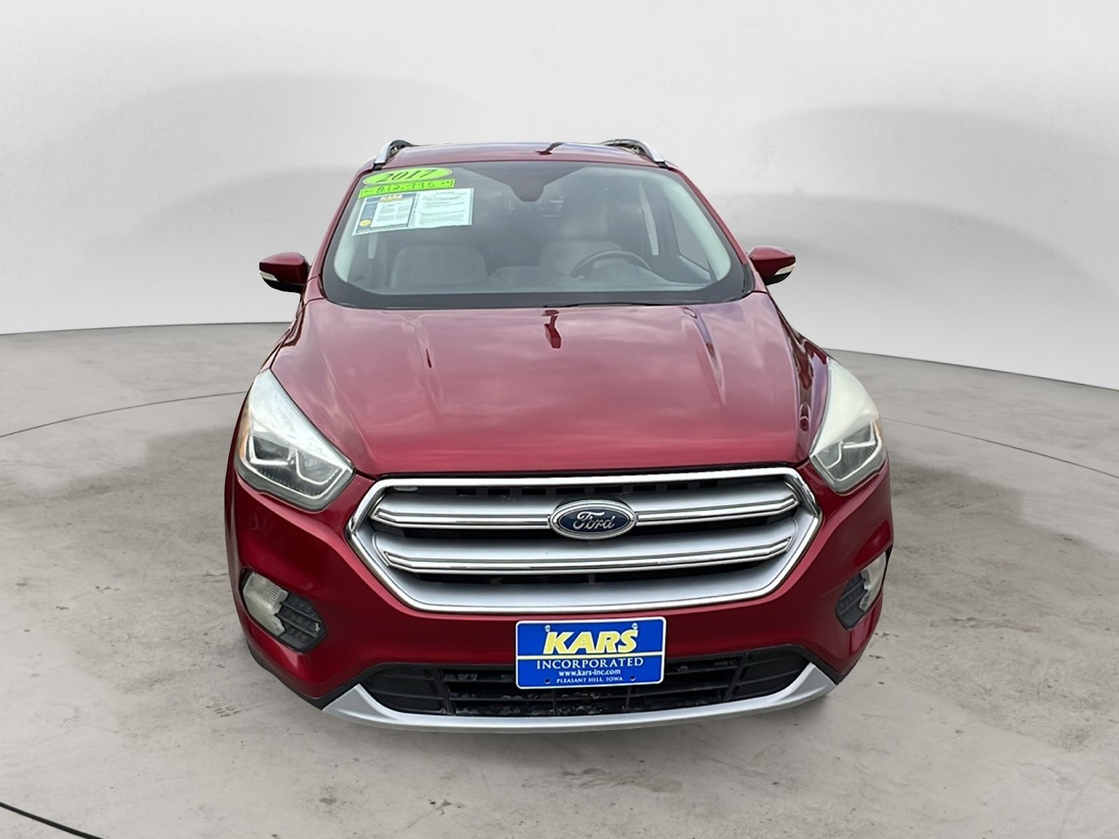 Used 2017 Ford Escape Titanium FWD image 2