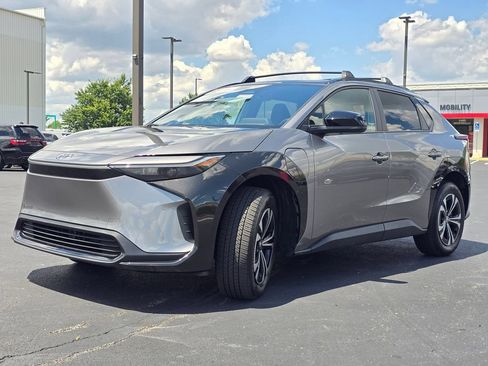 Certified 2025 Toyota bZ4X FWD w/ Weather Package image 4