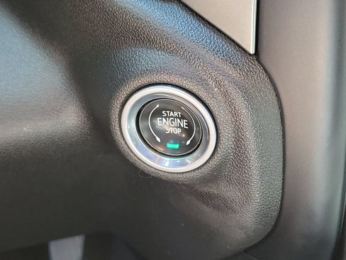 Used 2021 Chevrolet Silverado 1500 LT RWD image 12