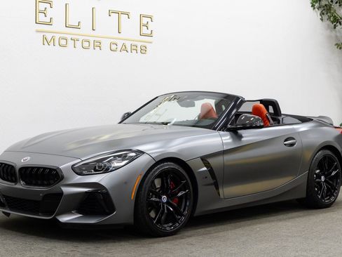 Used 2022 BMW Z4 M40i w/ Premium Package image 1