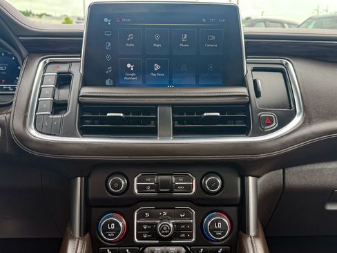 Used 2023 Chevrolet Tahoe Premier AWD/4WD image 28