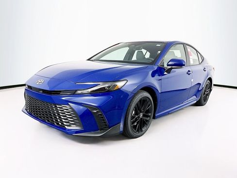 New 2026 Toyota Camry SE w/ Convenience Package image 3