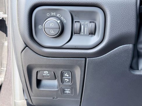 New 2026 RAM 1500 Big Horn AWD/4WD image 12