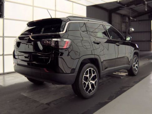 Used 2025 Jeep Compass Limited AWD/4WD image 6