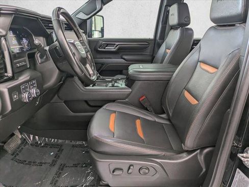 Used 2024 GMC Sierra 2500 AT4 w/ AT4 Premium Plus Package AWD/4WD image 15
