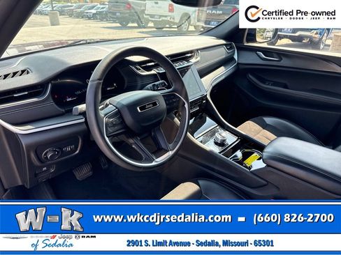 Certified 2023 Jeep Grand Cherokee Altitude AWD/4WD image 21
