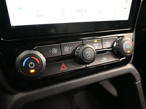 New 2025 Ford Ranger Lariat w/ FX4 Off-Road Package image 26