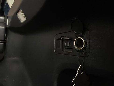 Used 2021 Toyota RAV4 Adventure image 17