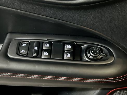 Used 2019 Jeep Compass Trailhawk AWD/4WD image 14