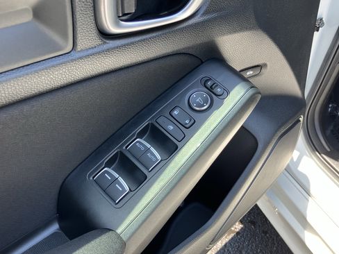 Used 2025 Honda Civic Sport image 15