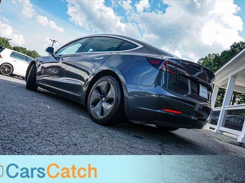 Used 2019 Tesla Model 3 Mid Range RWD image 4