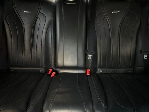 Used 2014 Mercedes-Benz S 63 AMG 4MATIC Sedan image 21