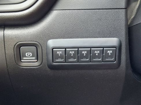 Used 2025 Chevrolet Silverado 2500 Custom w/ Custom Value Package AWD/4WD image 24