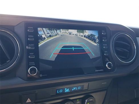 Used 2022 Toyota Tacoma TRD Sport w/ Technology Package image 25