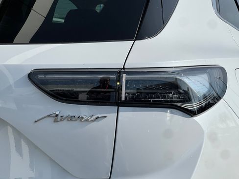 New 2026 Buick Envision Avenir image 7