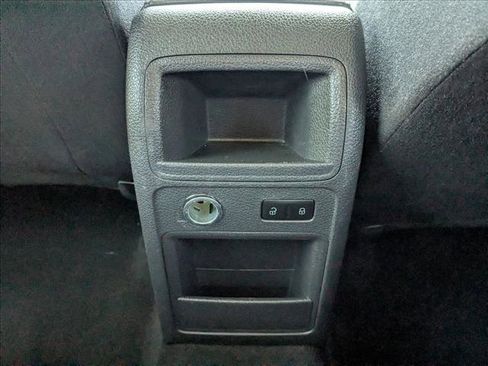 Used 2014 Volkswagen Jetta S image 17