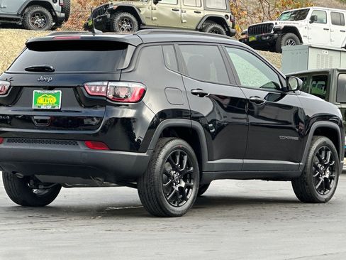 New 2026 Jeep Compass Latitude image 4