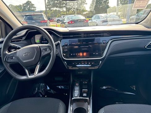 Used 2023 Chevrolet Bolt EUV LT FWD image 9