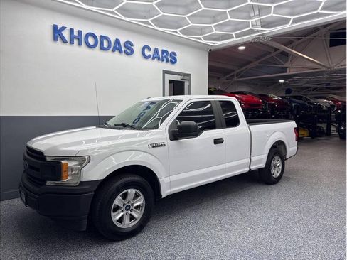 Used 2018 Ford F150 XL w/ Equipment Group 101A Mid RWD image 2