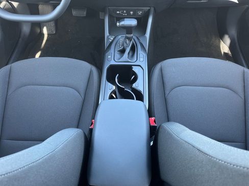 New 2026 Kia K4 LXS image 30