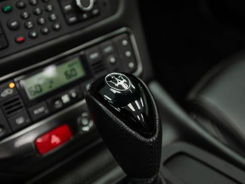Used 2013 Maserati GranTurismo Convertible RWD image 25