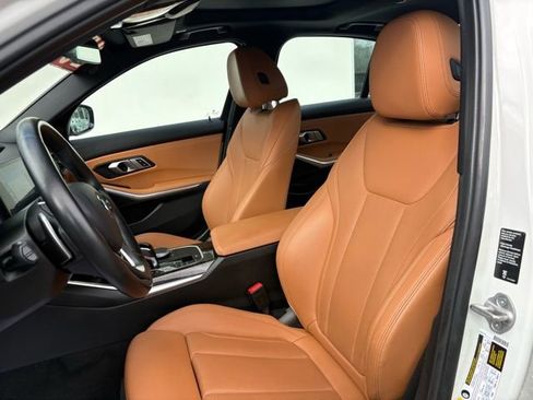 Used 2022 BMW 330i xDrive Sedan w/ Convenience Package image 10