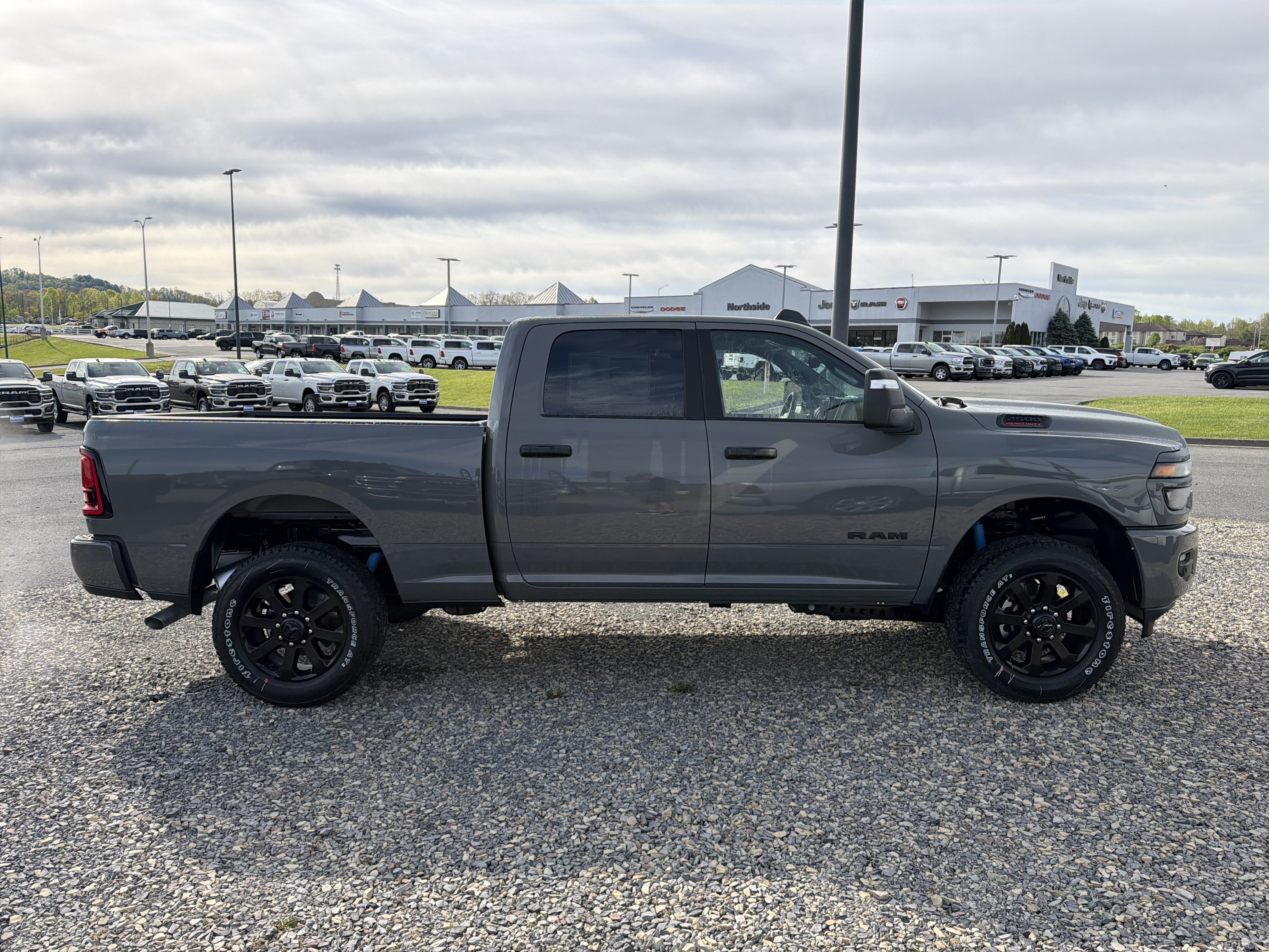 New 2026 RAM 2500 Big Horn AWD/4WD image 5