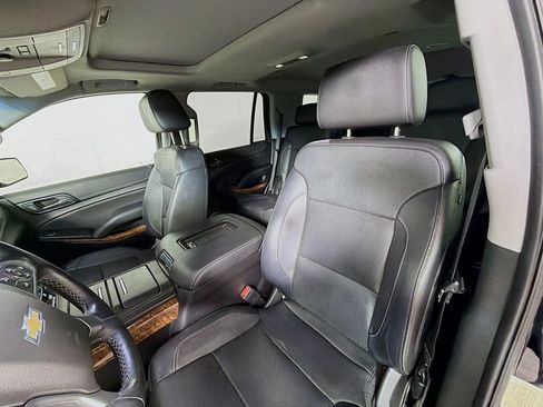 Used 2019 Chevrolet Tahoe Premier AWD/4WD image 12
