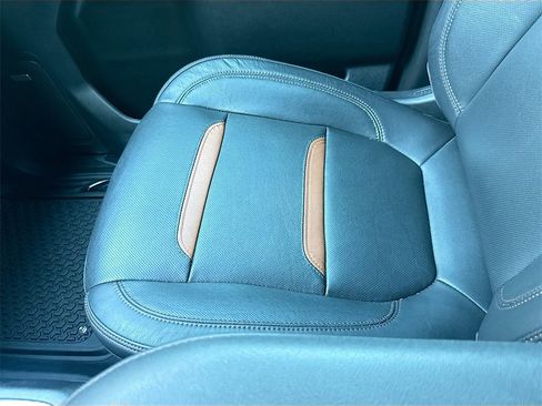 Used 2021 GMC Sierra 3500 AT4 w/ AT4 Premium Plus Package image 24