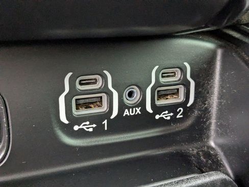 Used 2020 RAM 1500 Limited image 20