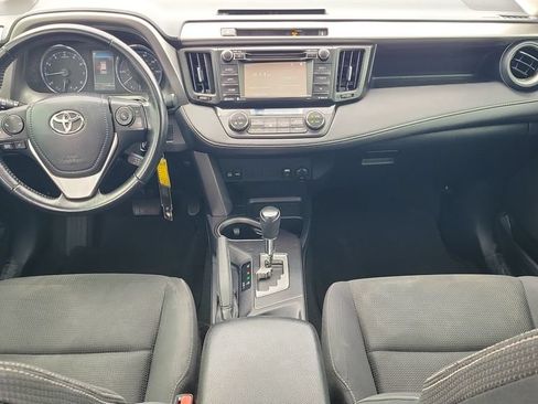 Used 2016 Toyota RAV4 XLE FWD image 11