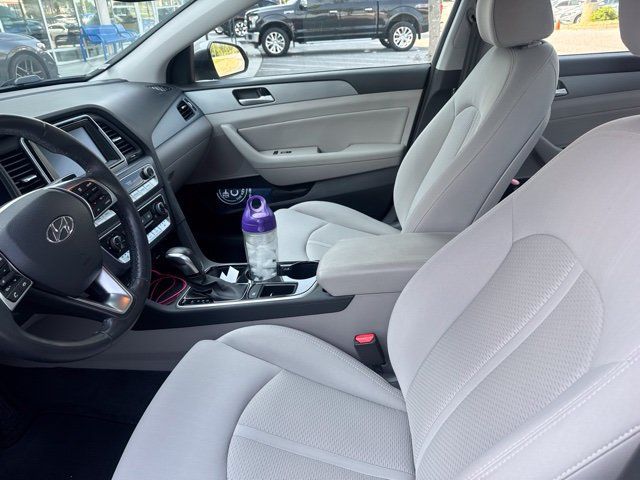 Used 2018 Hyundai Sonata SEL FWD image 4