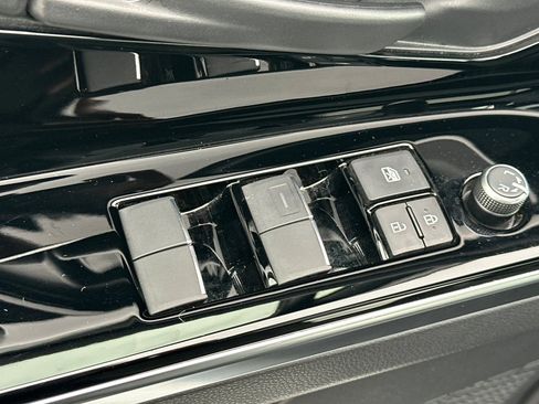 Certified 2023 Toyota bZ4X Limited image 13