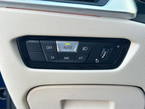 Used 2020 BMW 330i Sedan w/ Driving Assistance Package image 36