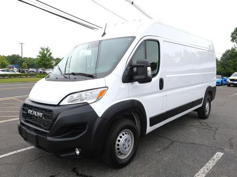 Used 2025 RAM ProMaster 2500 w/ Convenience Group FWD image 1