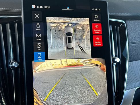 New 2025 Volvo XC90 B6 Ultra w/ Protection Package Premier image 19