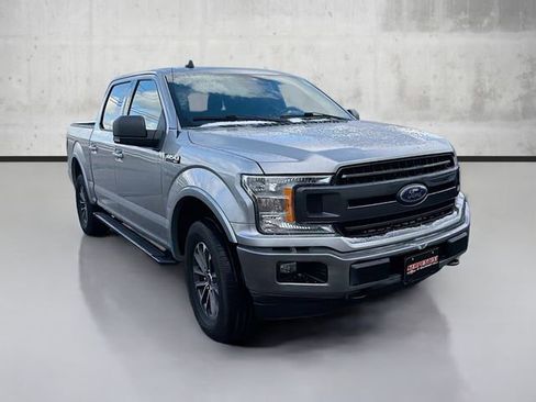 Used 2020 Ford F150 XLT w/ Equipment Group 302A Luxury image 3