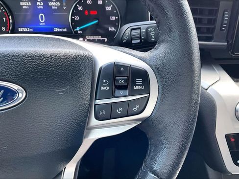 Used 2022 Ford Explorer XLT w/ Equipment Group 202A image 25